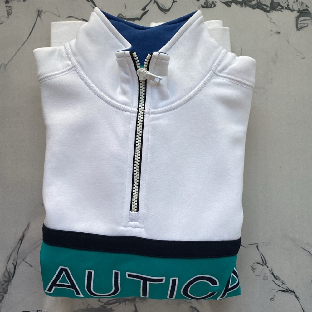 Nautica Men's White Sweatshirt NWOT. Medium